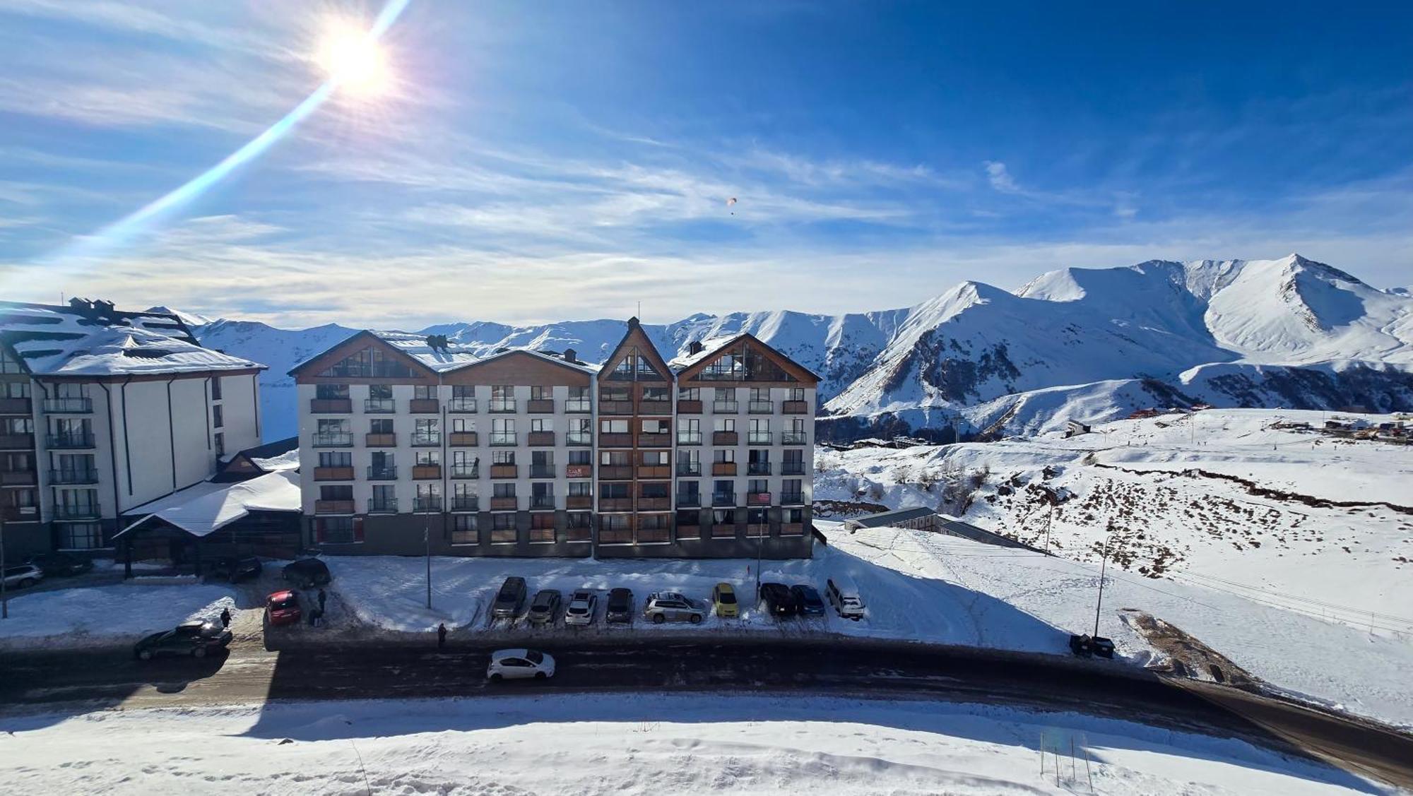 New Gudauri Superiors F3 & F4 By Gudauri Travel Aparthotel Exteriör bild