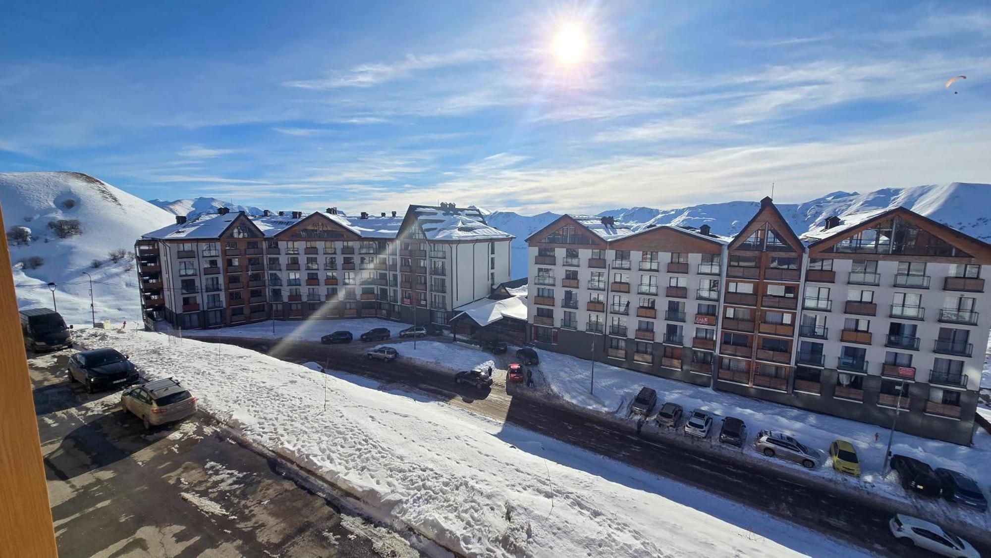 New Gudauri Superiors F3 & F4 By Gudauri Travel Aparthotel Exteriör bild
